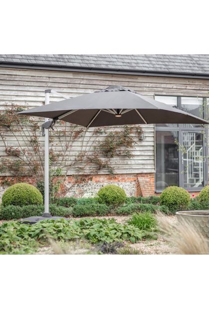 Suncobran 3 m s LED rasvjetom, automatsko otvaranje i zatvaranje