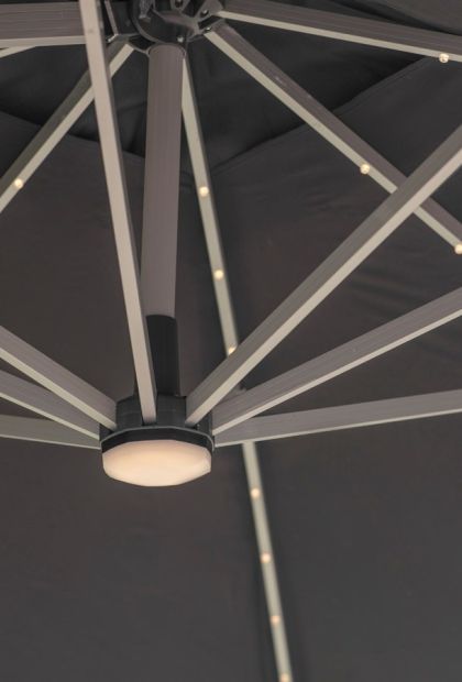 Suncobran sa solarnim punjenjem i osvjetljenjem, ručno otvaranje 3 m