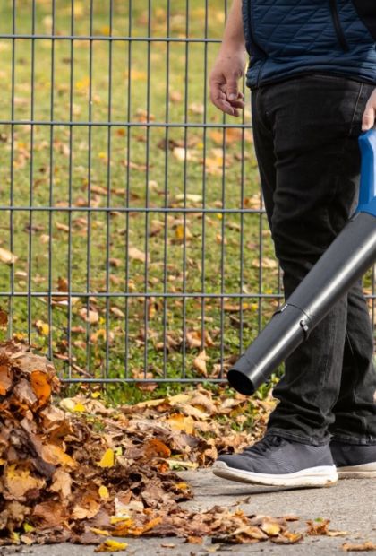 Puhač Aku 20v Gratis SS-2,0Ah C-BL700-XS2