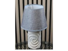 Lampa stolna 31 cm AM 221